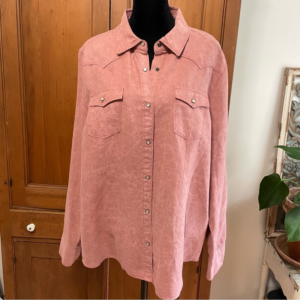 Legacy Falls for Her Pearl Snap Western Shirt
